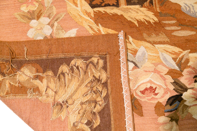Tapiz Aubusson de lujo. Diseño floral clásico. Hecho a mano. Añade elegancia a cualquier habitación.