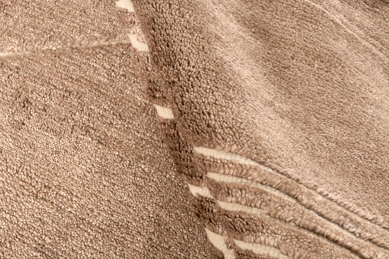 Alfombra artesanal estilo tribal - Landscape brown Fields