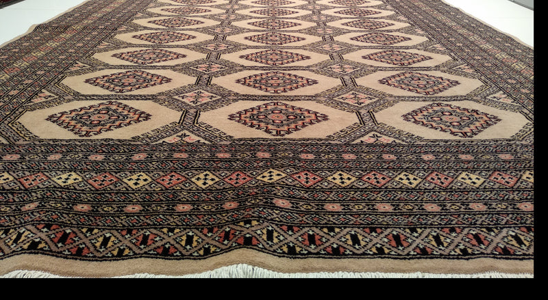 Lahore - 279x176cm