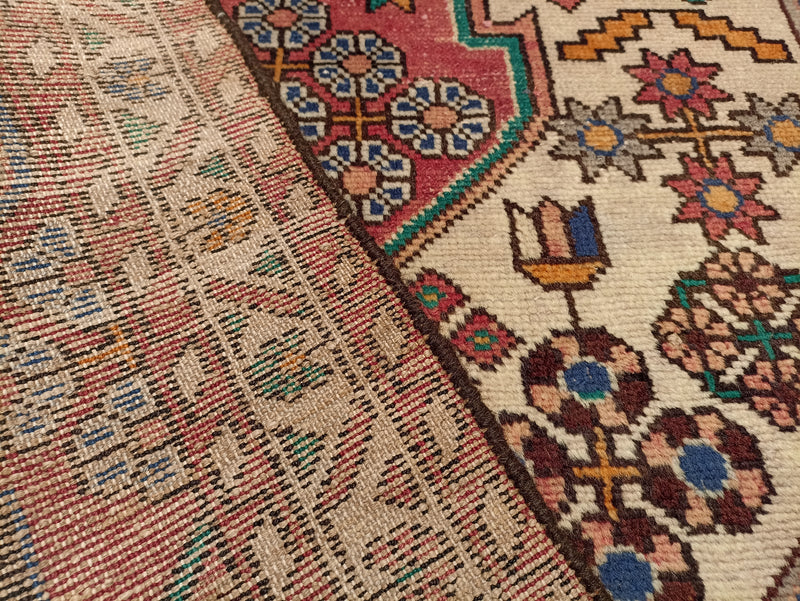Alfombra clásica oriental Toiserkan Usada - 154x101cm